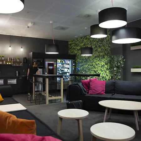 Citybox Hotell 3*