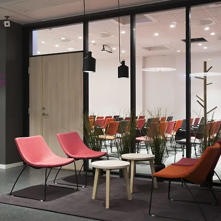 Citybox Hotell 3*